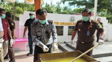 Narkotika Mendominasi, Kejari Pontianak Musnakan Perkaran 101 Barang Bukti