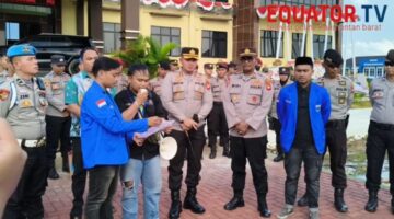 MAHASISWA DESAK KINERJA KAPOLRES KUBU RAYA TANGANI OLI PALSU DAN PEREDARANNYA